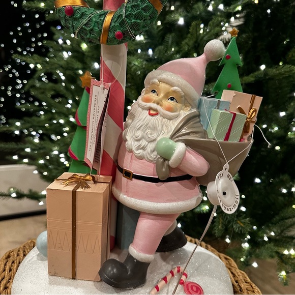 Cupcakes & Cashmere Santa candy cane figure sculpture Christmas Holiday - Picture 11 of 17